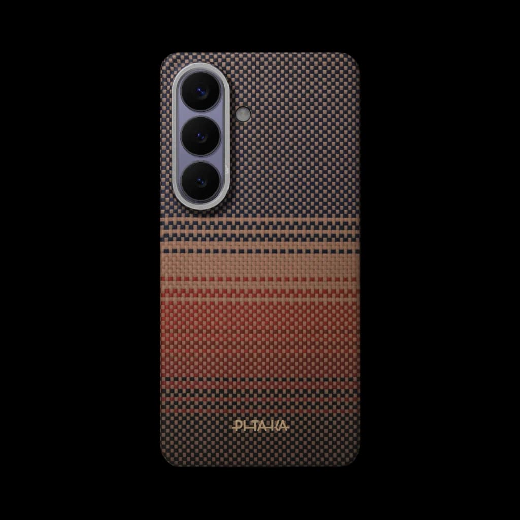 S26 Plus Edge — Moment · Sunset (Aaron Button)